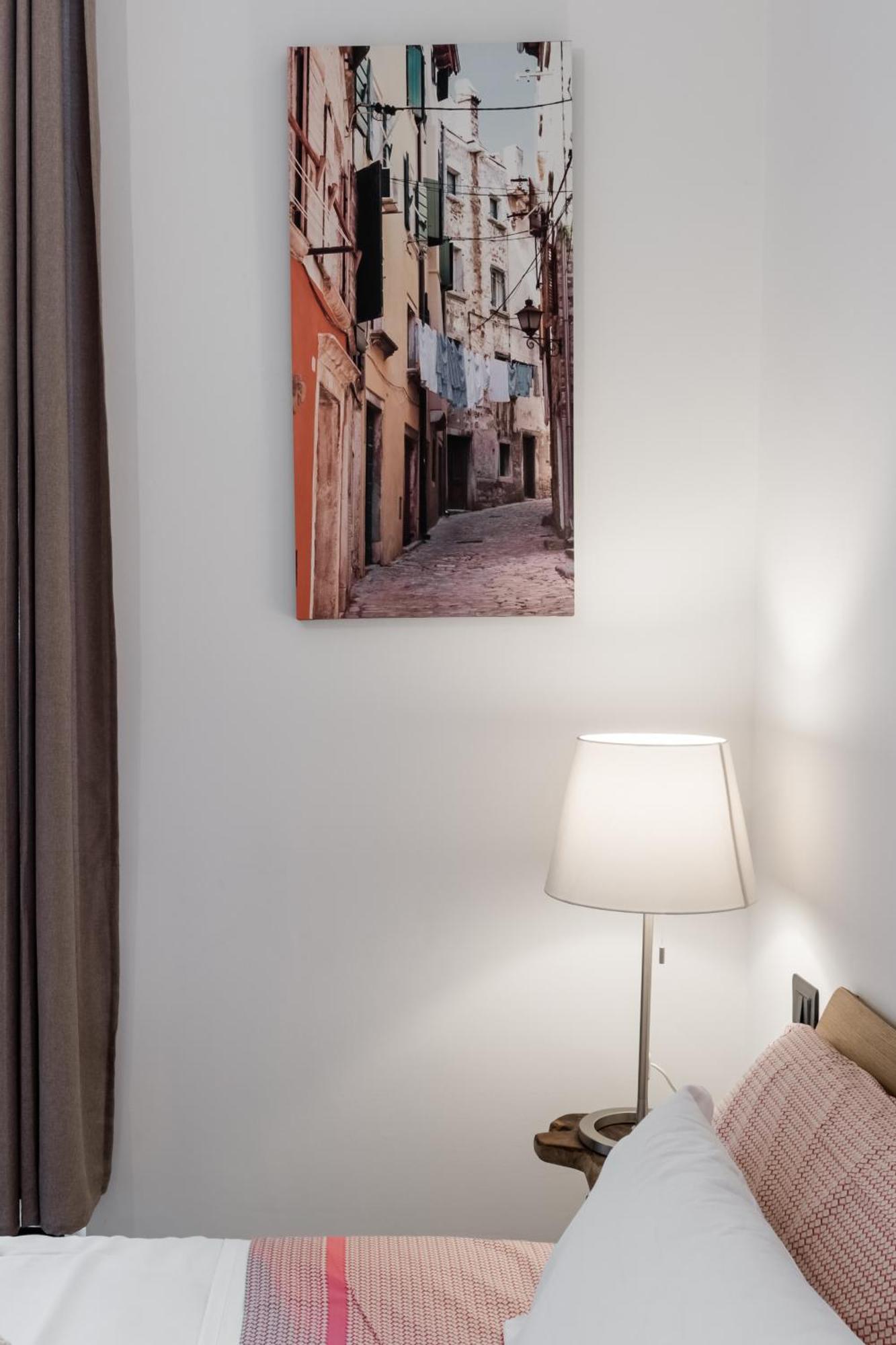 Acquario 5 Minuti, 1Br , Free A-C, Wifi & Netflix "City Center" By Tilo ジェノヴァ エクステリア 写真