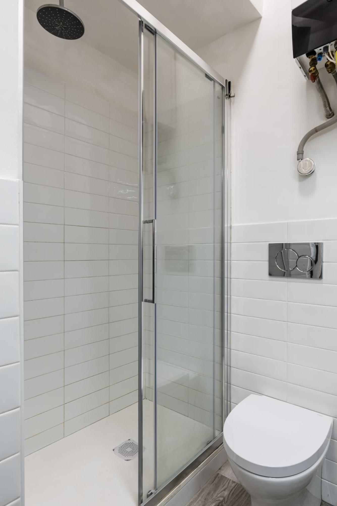 Acquario 5 Minuti, 1Br , Free A-C, Wifi & Netflix "City Center" By Tilo ジェノヴァ エクステリア 写真